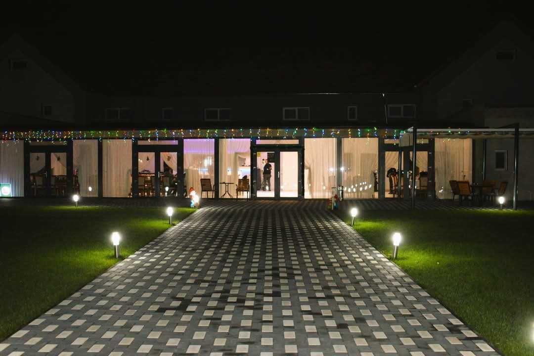 Motel cu restaurant de inchiriat - Poză 2