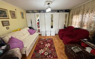 Casă corp C1 84mp + casă corp C2 51mp+garaj+ grădină și teren 889mp - Poză 5