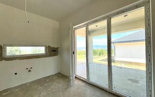 Casa de vanzare Satu Nou de Jos cu priveliste - zona retrasa - Poză 7