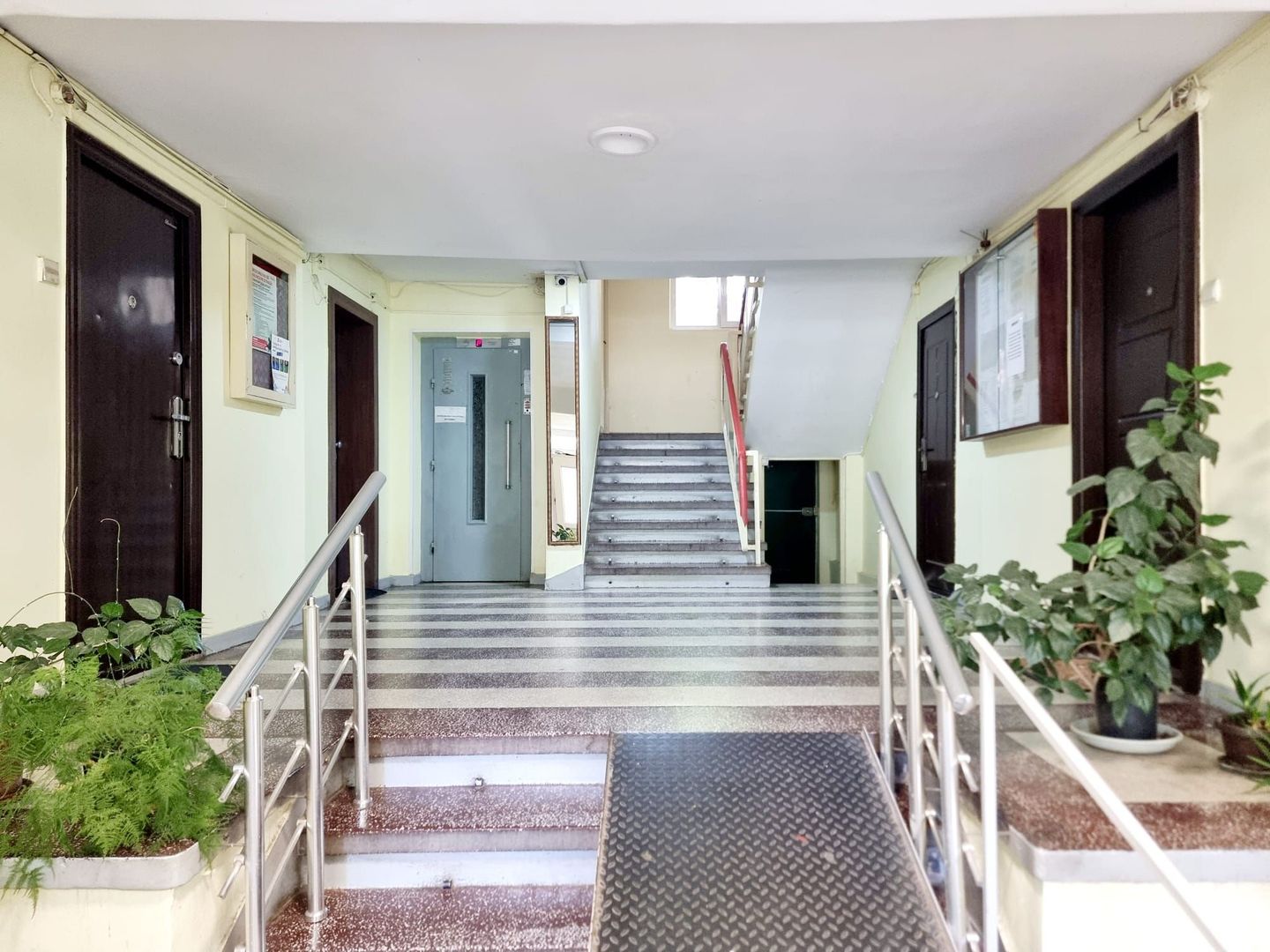 Apartament 2 camere Hanul Drumetului Bd 1 Mai Drumul Taberei - Poză 13