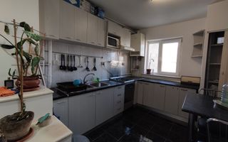 Apartament cu 3 camere decomandate | Etaj intermediar| Zona Primaverii - Poză 9