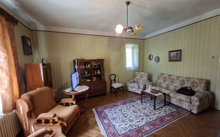 Casa individuala 185 mp utili S + P + E garaj si teren 777 mp Central - Poză 1