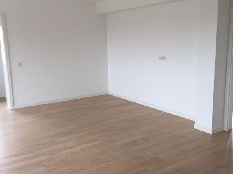 Vila P+1+M Baneasa, vis-a-vis de Petrom City, Straulesti, prima inchiriere-nou - Poză 10