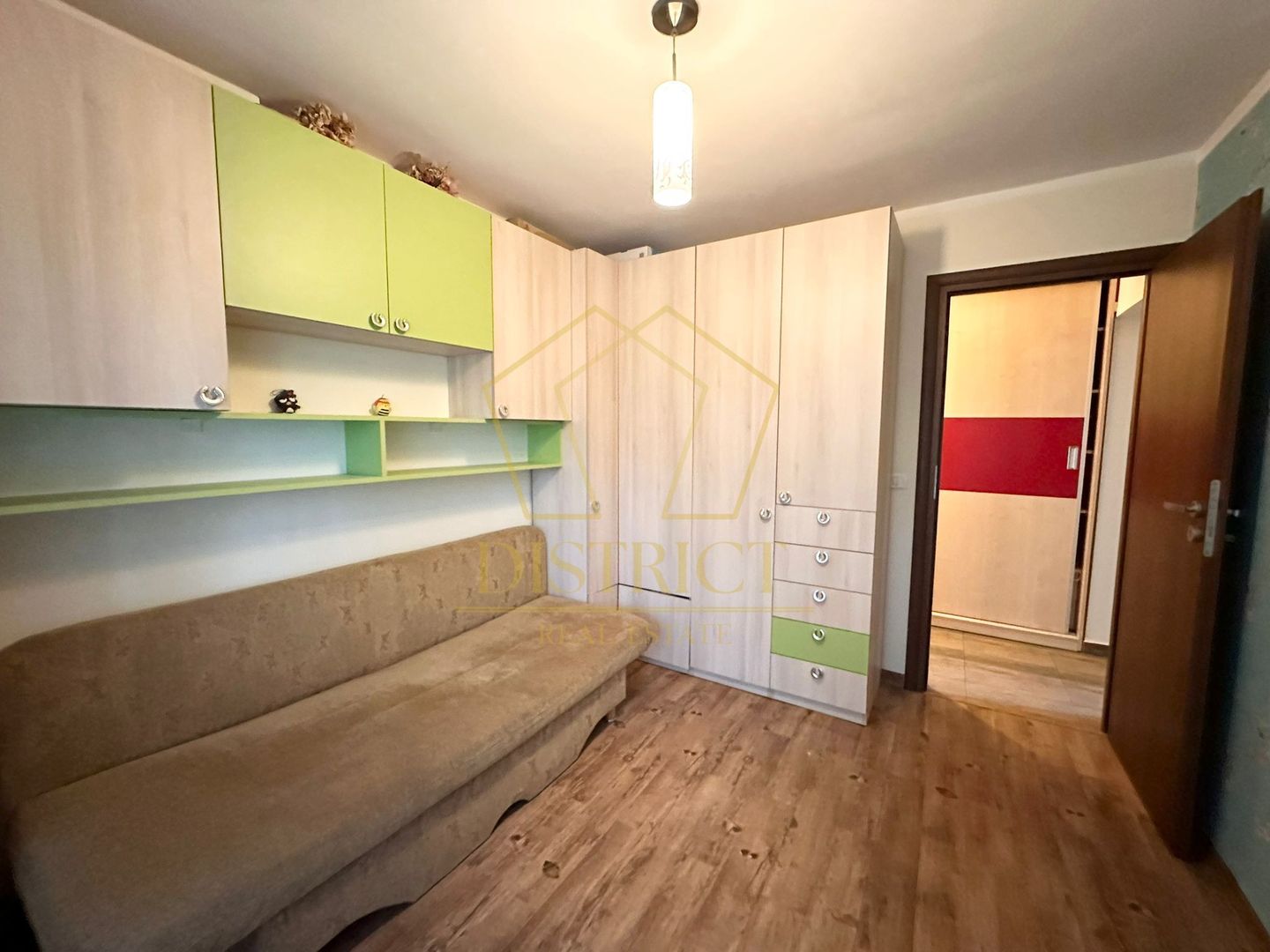 Apartament spatios cu 3 camere | Calea Sagului - Poză 8