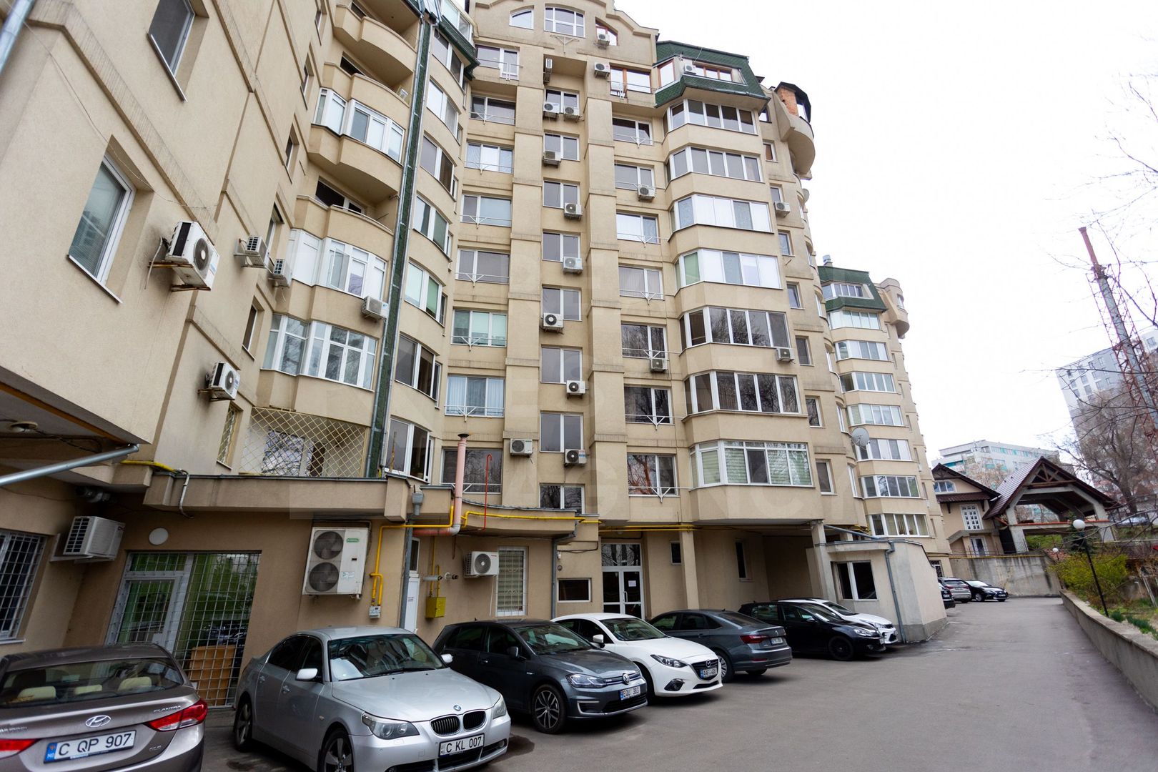 Chirie, apartament, 5 camere, strada Petru Rareș, Centru - Poză 21