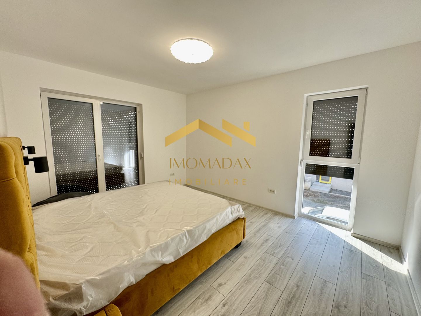 Ghiroda-Penthouse-Mobilat Complet - Poză 12