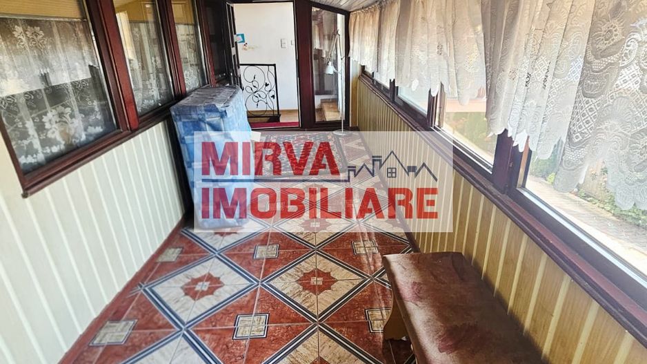 🏡 Casă spațioasă cu 9 camere în Strejnicu – pentru locuință, birouri - Poză 53