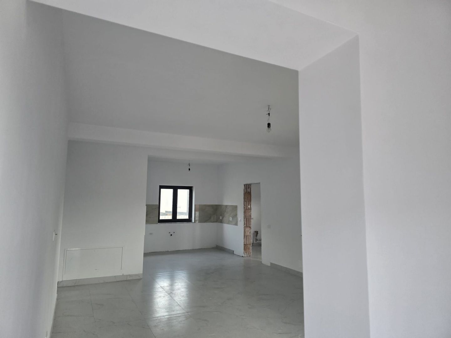 Casă Nouă Modernă de Vânzare –Sărata, Bacău,Confort, Spațiu și Liniste - Poză 11