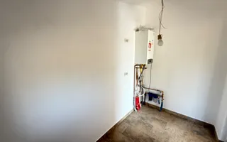 -Casa individuală -4 camere -2 băi - - Poză 17