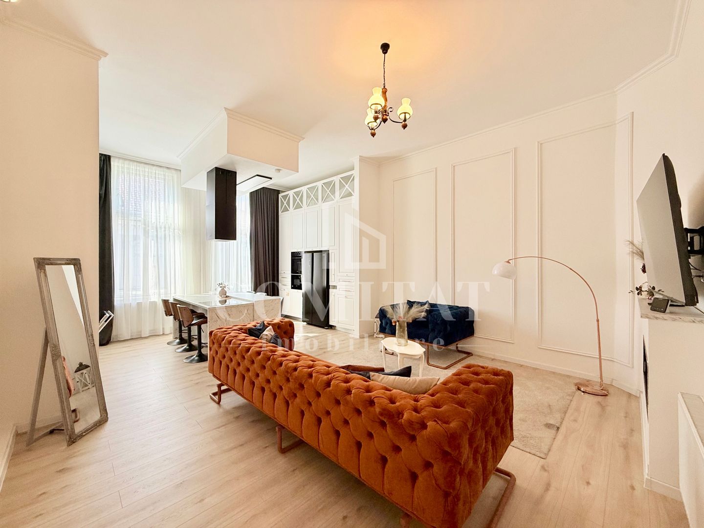 Apartament cu 3 camere Ultracentral - Poză 2
