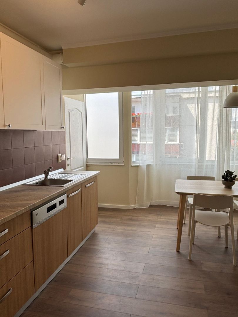 De inchiriat! Apartament spatios, cu parcare, in Gheorgheni - Poză 14