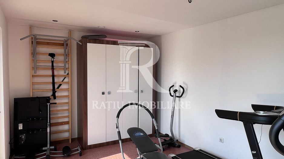 Casă 4 camere de închiriat | Saună | Piscina | Sântandrei | Bihor - Poză 25