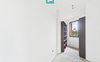 Clădire comercială în zona Grădiște. - Poză 16