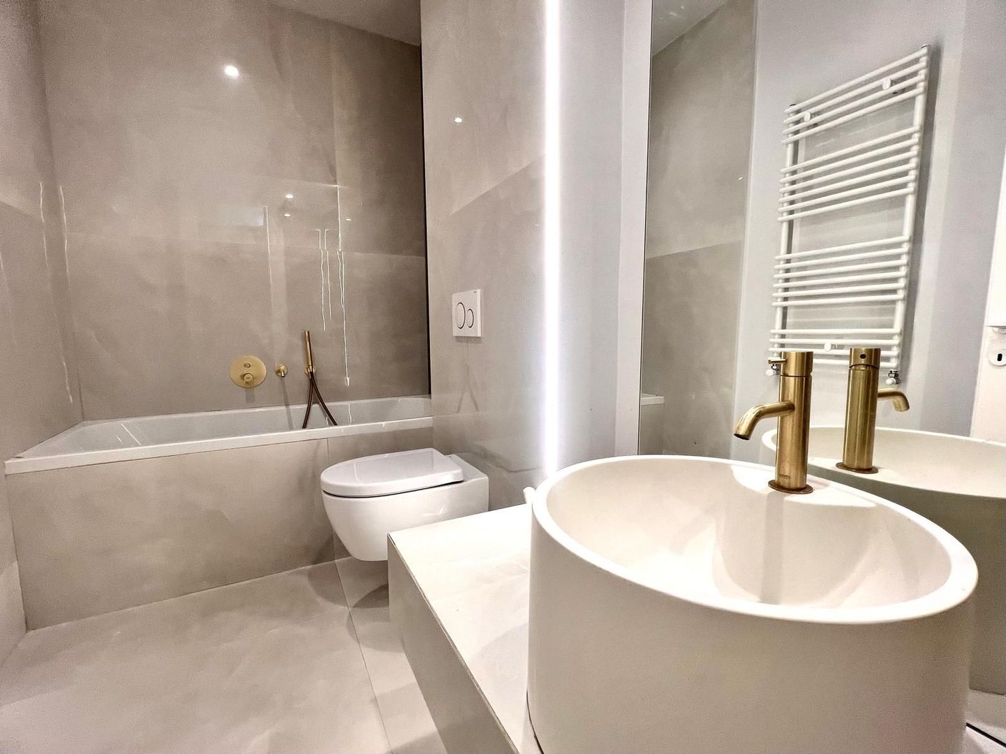 Inchiriere apartament 2 camere si parcare  inclusa | Pipera - Poză 7