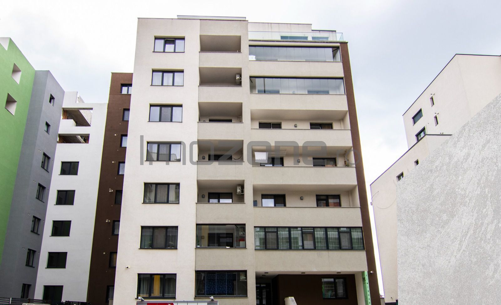 PENTHOUSE-DEOSEBIT, 4 CAMERE, 3 DORMITOARE, 3 BAI, 321mp utili, BLOC FINALIZAT - Poză 1