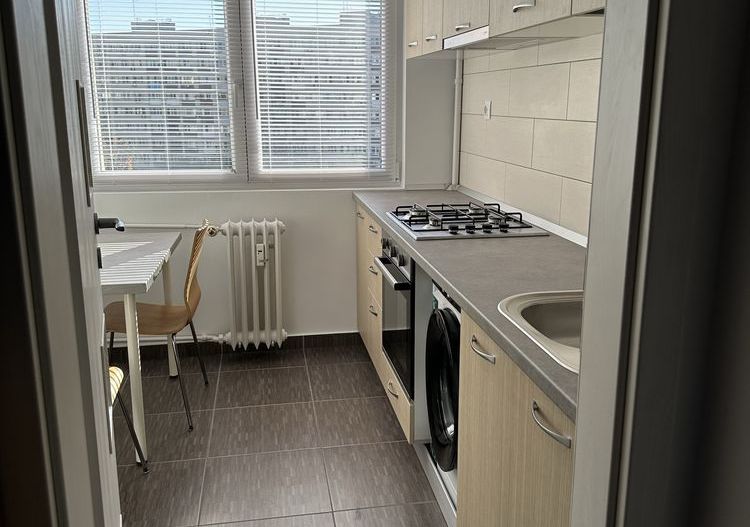 Apartament 2 camere Metrou Dristor - Poză 3