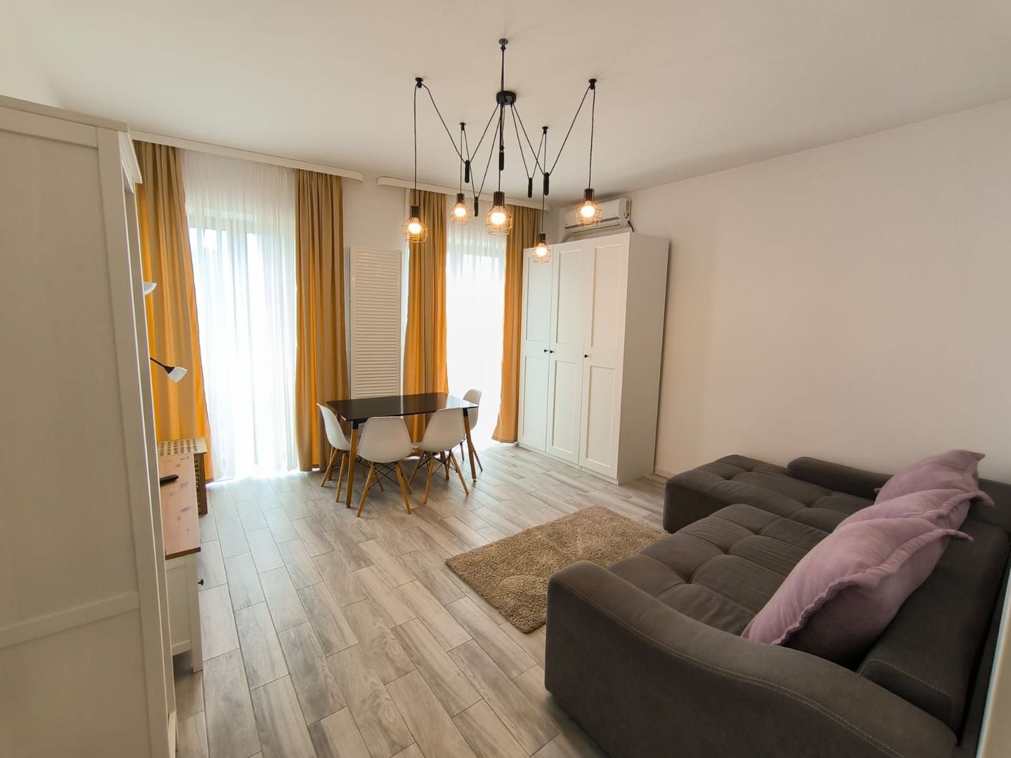 Garsoniera Carol-Unirii - Poză 1