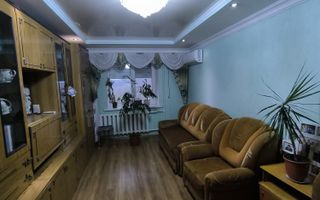 Vânzare, apartament, 3 camere, str. Luceafarul ,sat. Dobogea. - Poză 3