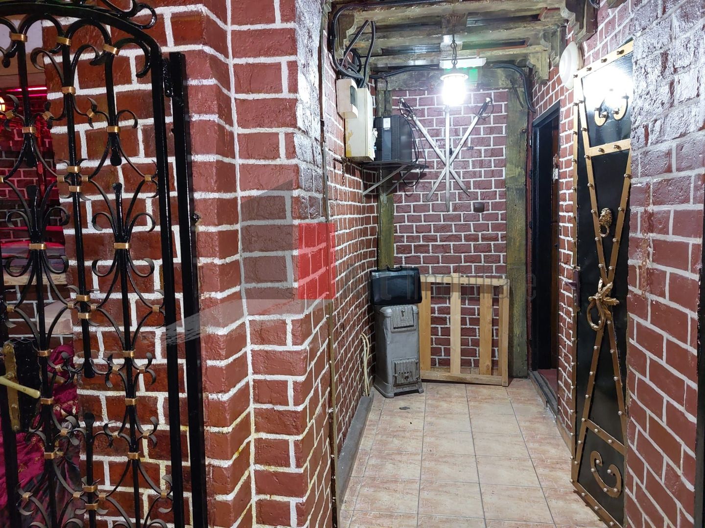 Spatiul "PODRUM" , demisol/subsol  in vila, intrare separata, 90 mp - Poză 9