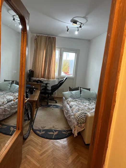 Apartament 3 camere decomandat Micro 38 - Poză 3