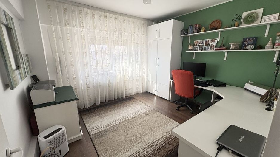 Apartament 4 camere - Poză 2