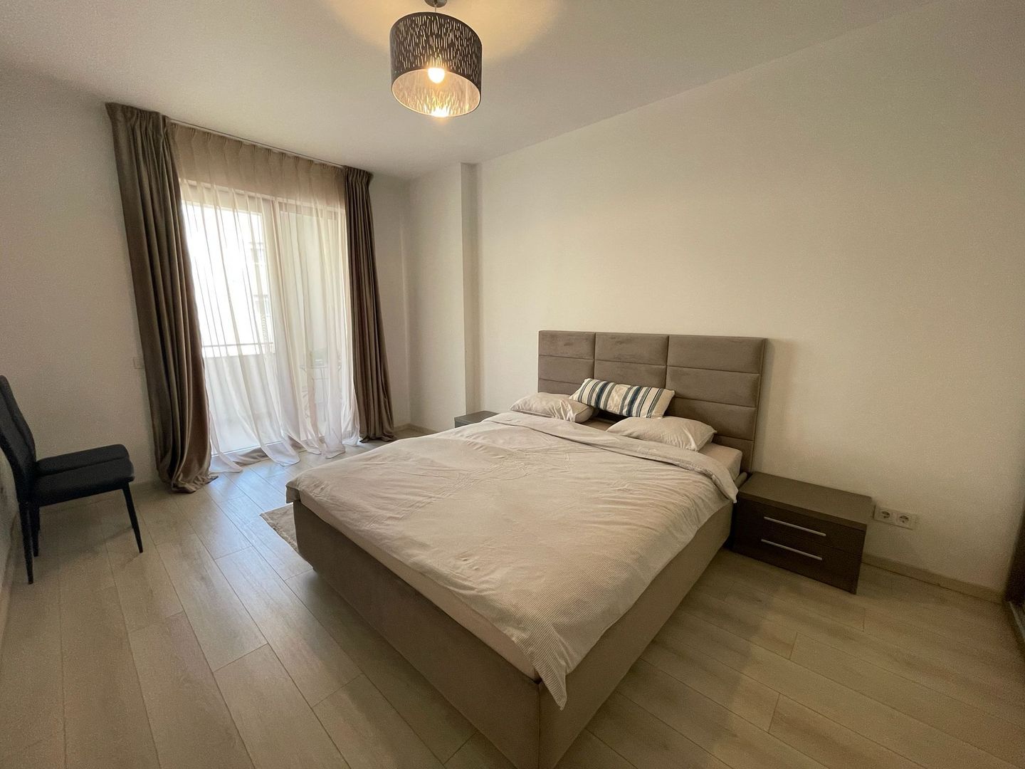 AP. 3 CAMERE - SOHO UNIRII, MASINA DE SPALAT VASE, PARCARE, METROU - Poză 3