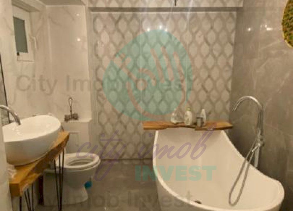 APARTAMENT SPATIOS DE 2 CAMERE STEFAN CEL MARE - Poză 6