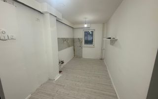 4 decomandate, parter, bilateral, Valea Rosie - 130 000 Euro - Poză 12