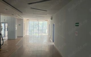 Spațiu comercial ultracentral, 317 mp, în zona centrală Pașcani - Poză 2
