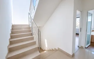 Casa tip duplex cu 4 camere de inchiriat in cartierul Europa - Poză 11