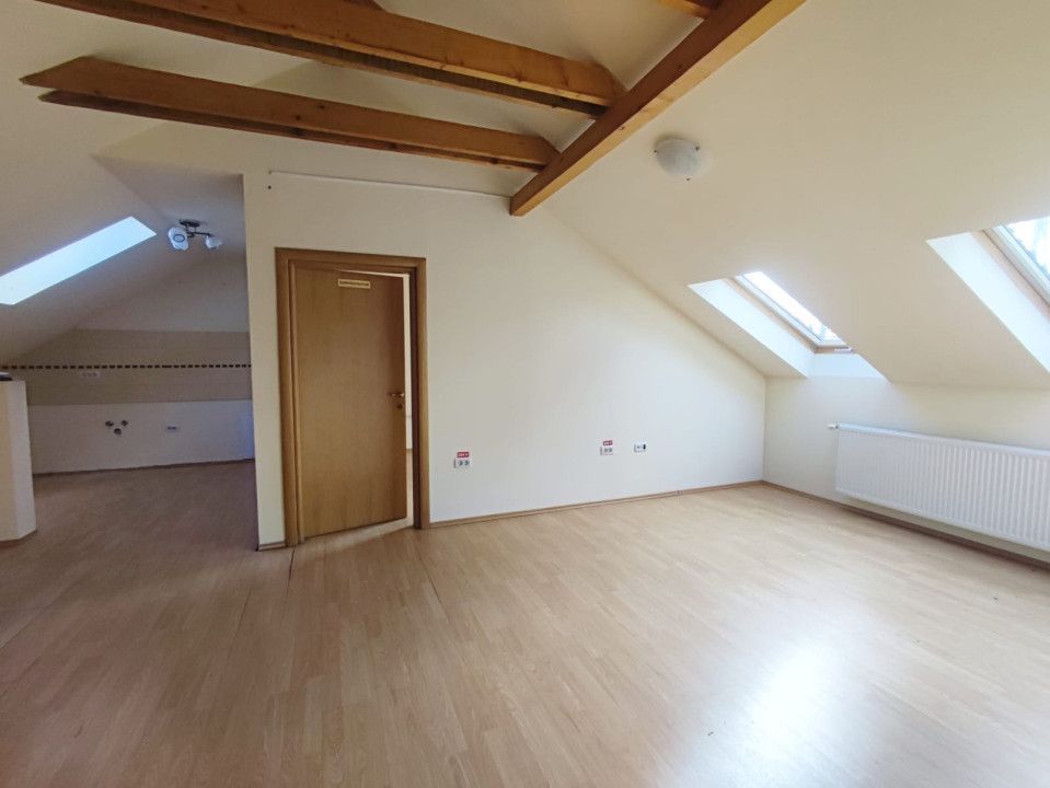 Casa nemobilata, potrivita pentru birouri sau locuit, Subcetate - Poză 5