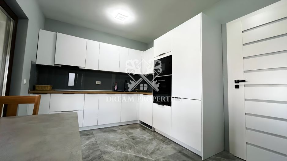 Casa ultrafinisata la cheie 4 camere, 3 bai, teren 427 mp, Sannicoara - Poză 3