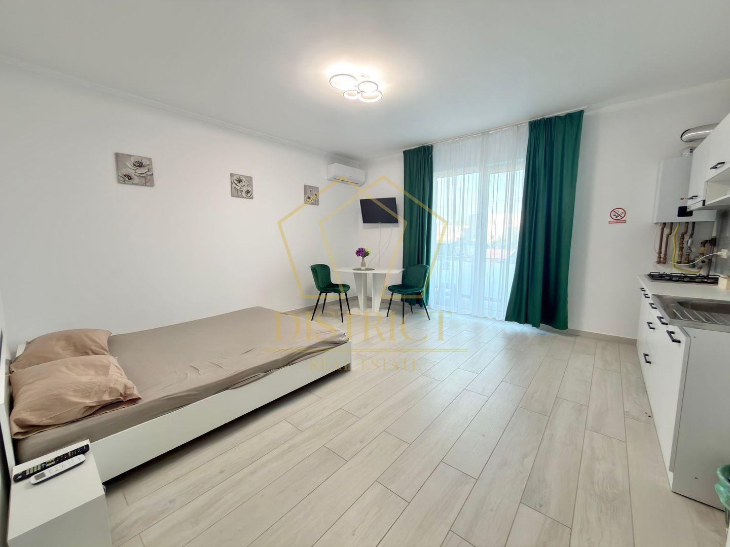 Apartament cu 1 camera mobilat si utilat la parter in Giroc la asfalt. - Poză 2