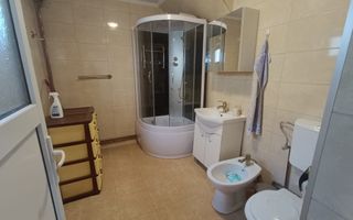 Casă de vânzare în satul Roșia cu vedere panoramică spre Munții Făgăras - Poză 23