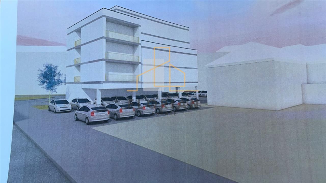 Teren intravilan construibil zona AEM - Poză 2