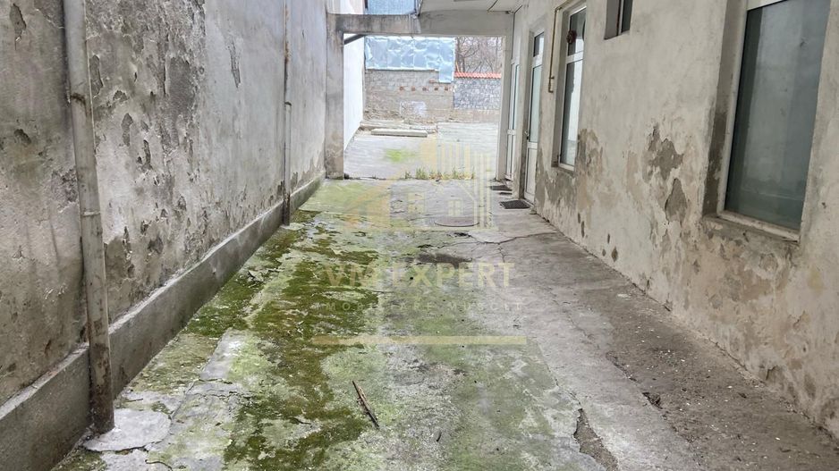 VILA 7 CAMERE, TEREN 337 MP, CENTRU CAMPULUNG - Poză 8