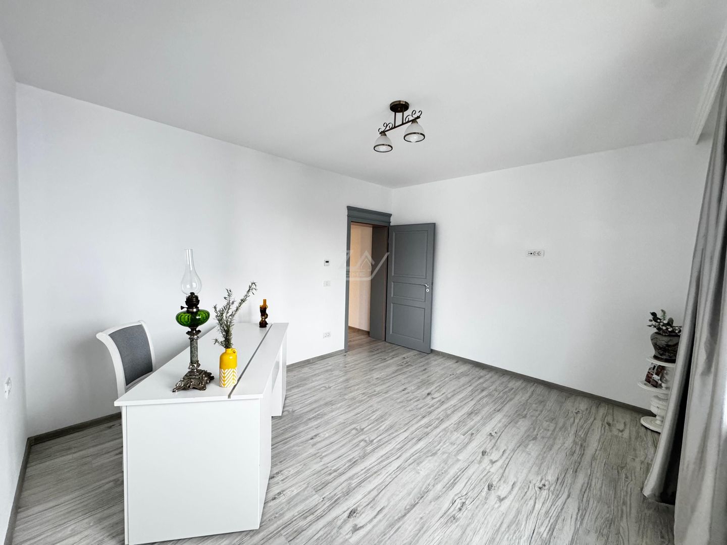 Apartament cu 3 camere spatios. Braytim CF Timisoara. Parcare - Poză 9