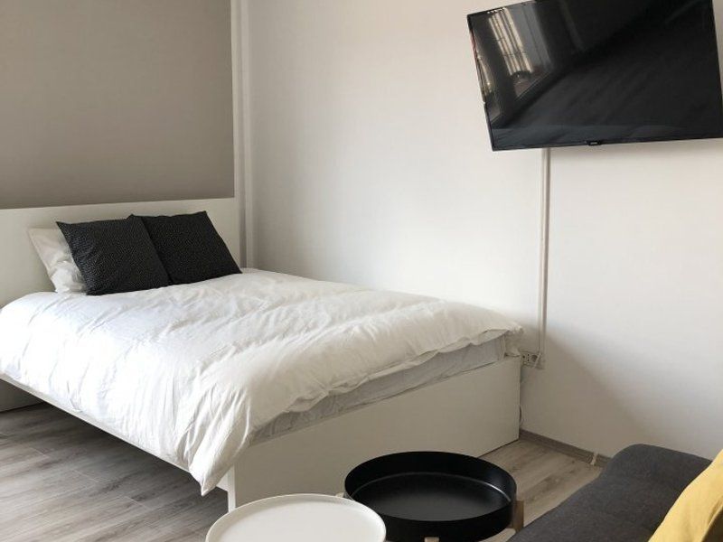 Universitate - 2 Dormitoare - Centrala Proprie - Poză 1