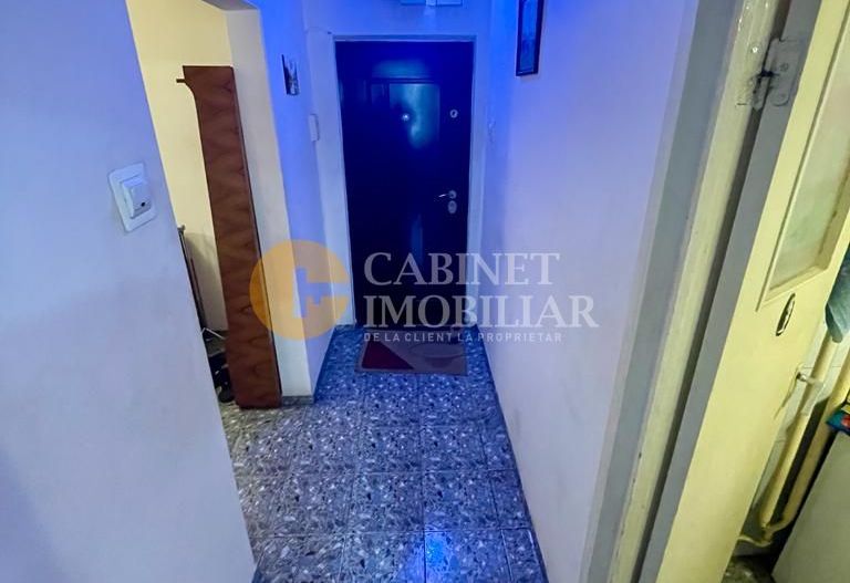 Apartament cu 2 camere Decomandat - Etaj Intermediar - Fara Risc - Podu Ros - Poză 6