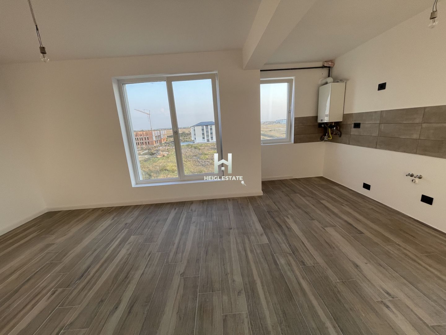 Apartament cu 2 camere tip penthouse in Braytim - Poză 5