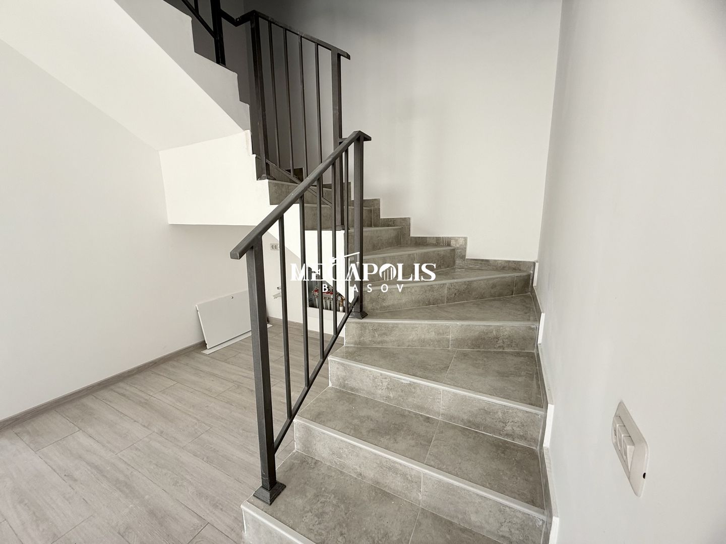 CASǍ TIP DUPLEX | 4 CAMERE | INTABULAT - Poză 3