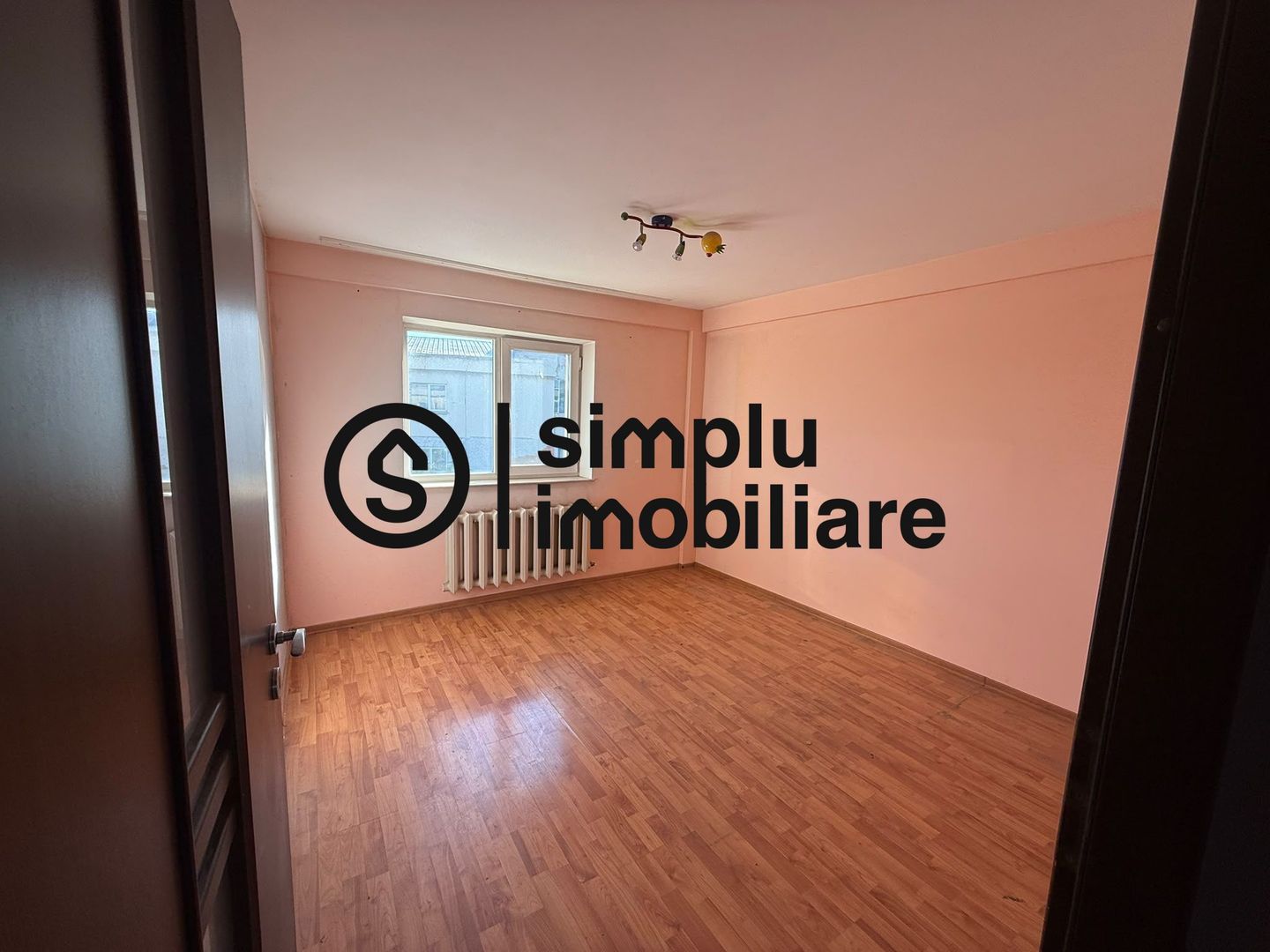 3 camere, 2 bai, Valea Rosie - 100 000 Euro - Poză 2