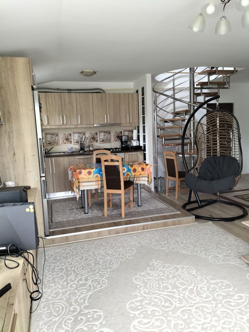 Apartament pe 2 niveluri, 120 mp, în zona Vivo - Poză 2