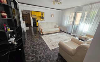 Apartament cu 3 camere, etaj intermediar, cu garaj, zona Spital Judetean - Poză 1