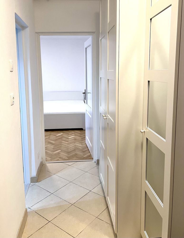 Decebal – Unirii | Garsonieră decomandată 43 mp | Centrală proprie | Renovată in - Poză 5