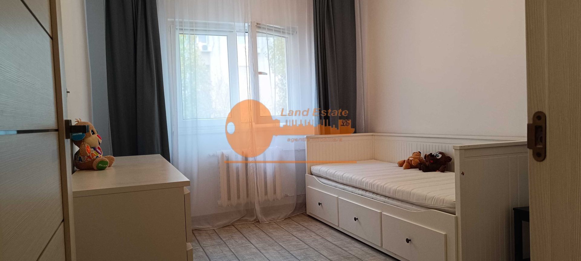 3 camere Gorjului ( bloc reabilitat ) - Poză 7