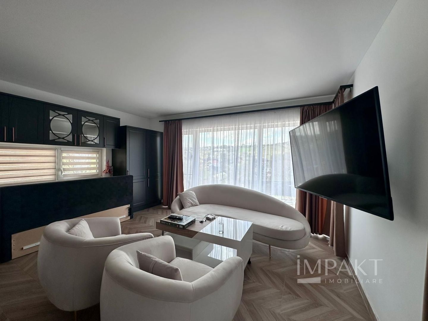 Vila | Zona Iris | Ultrafinisata | 120 mp + 350 mp Teren + 70 mp Teras - Poză 1