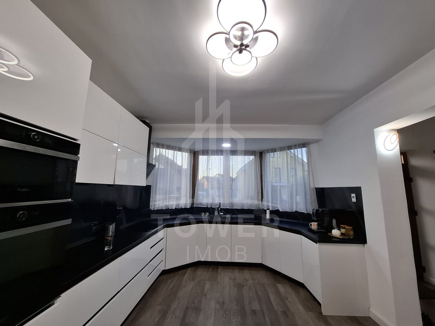 Casă de lux de vânzare – Cartierul Tineretului - Poză 7