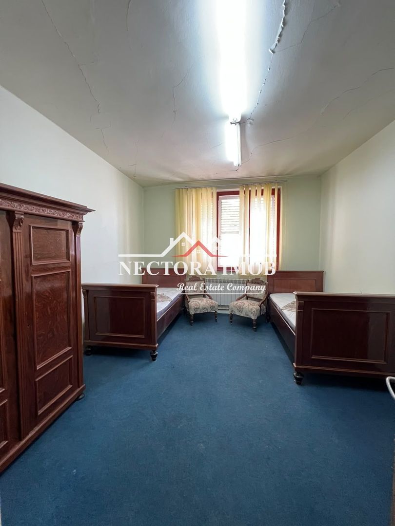 NECTORA IMOB-Casa 4 camere, 3 garaje, 200 mp,Str. C-tin Tanase,Central - Poză 8