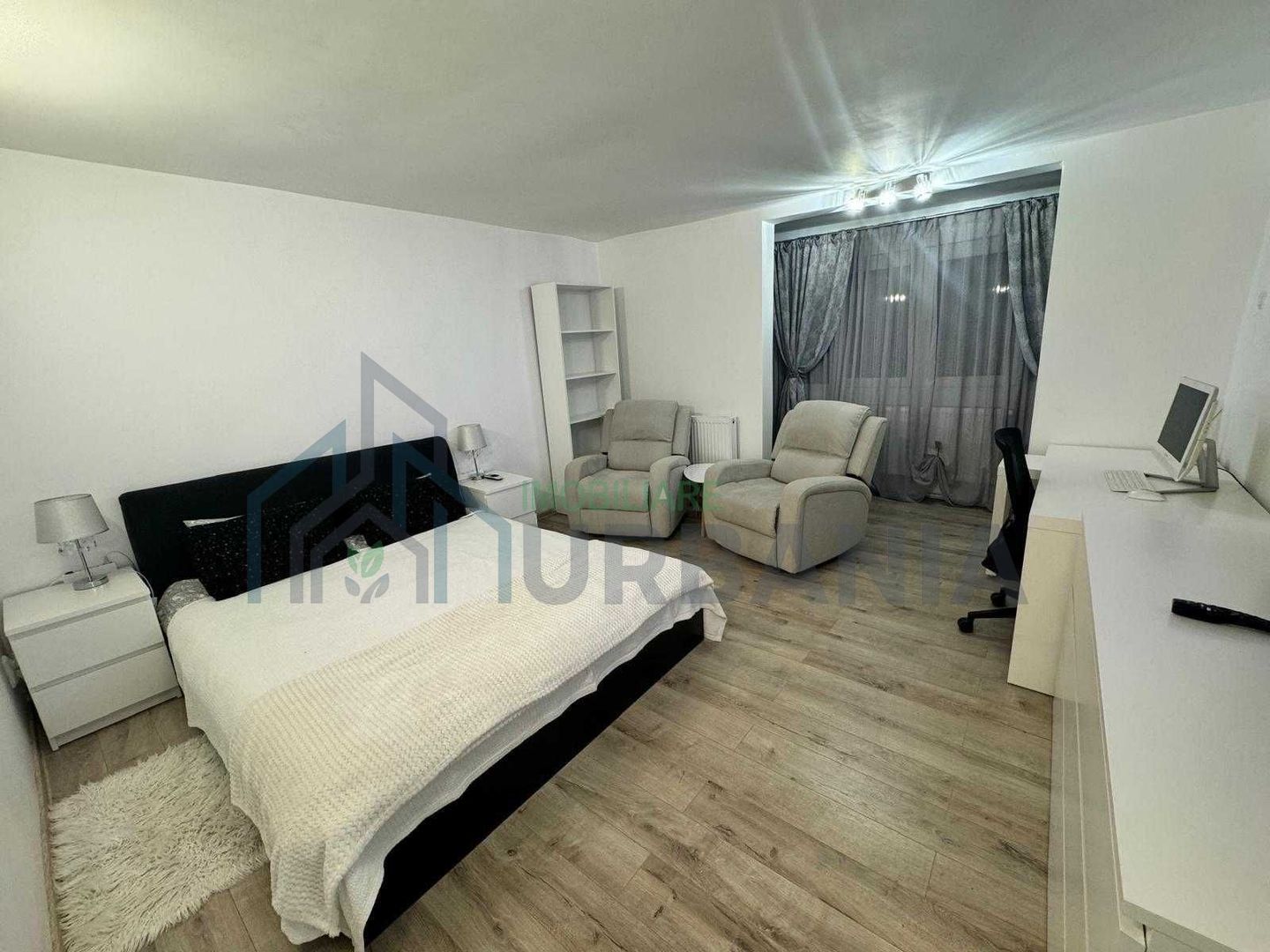 Apartament 1 camera, semidecomandat, 37 mp, etaj 1, zona ultracentrala Iasi, disponibil imediat - Poză 1